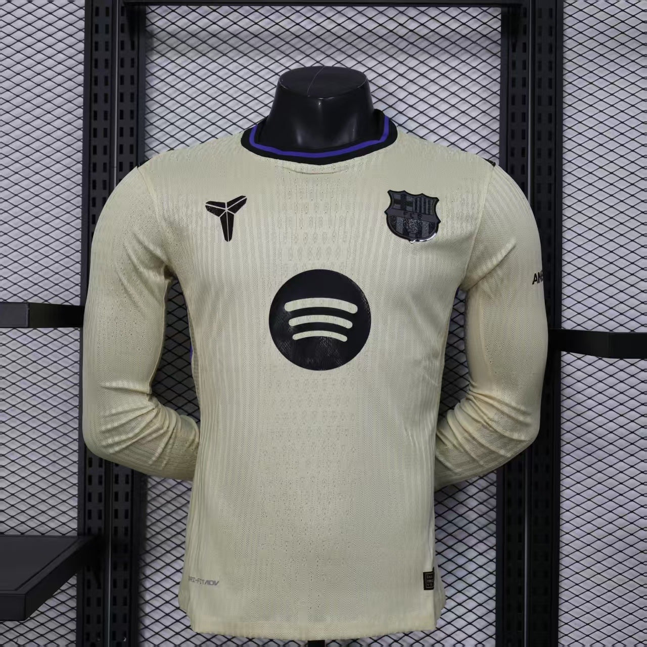Barcelona 25/26 away jersey