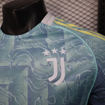 Juventus 25/26 away jersey