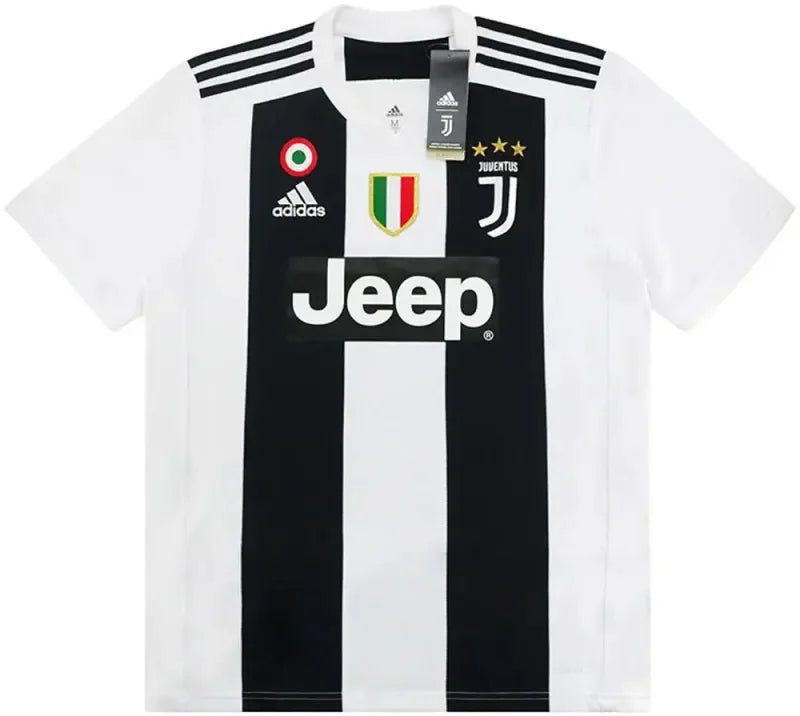 Juventus 18/19 home jersey
