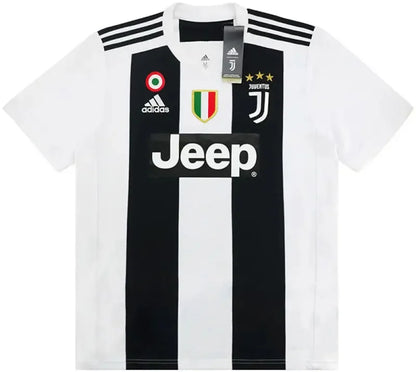 Juventus 18/19 home jersey