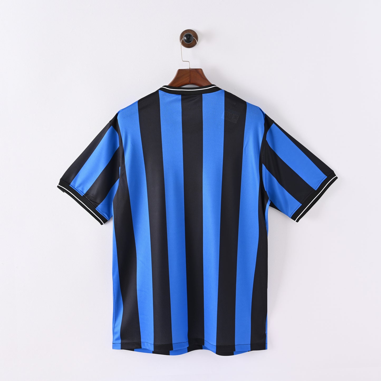 Inter Milan 09/10 home jersey