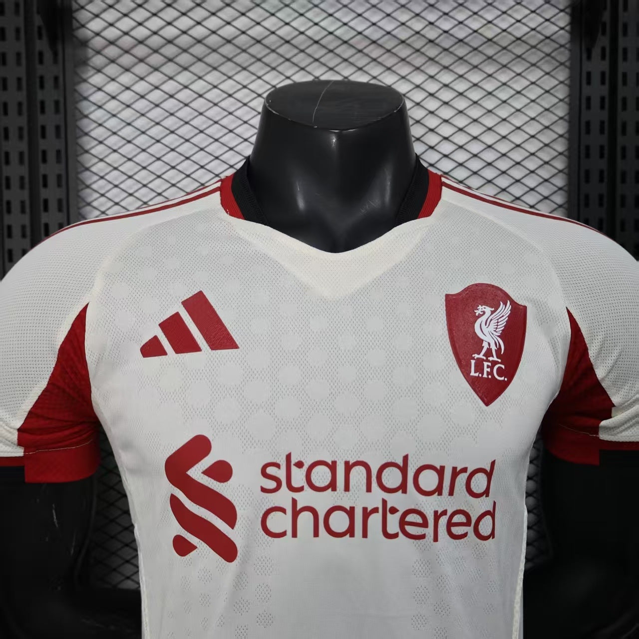 Liverpool 25/26 away jersey