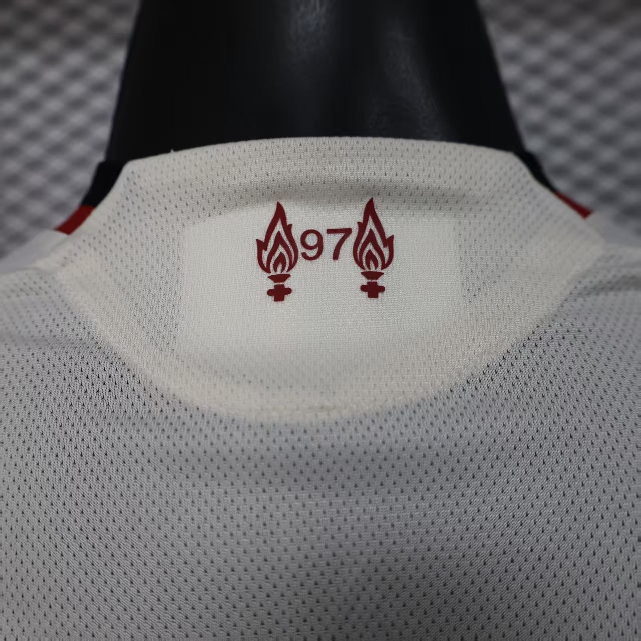 Liverpool 25/26 away jersey