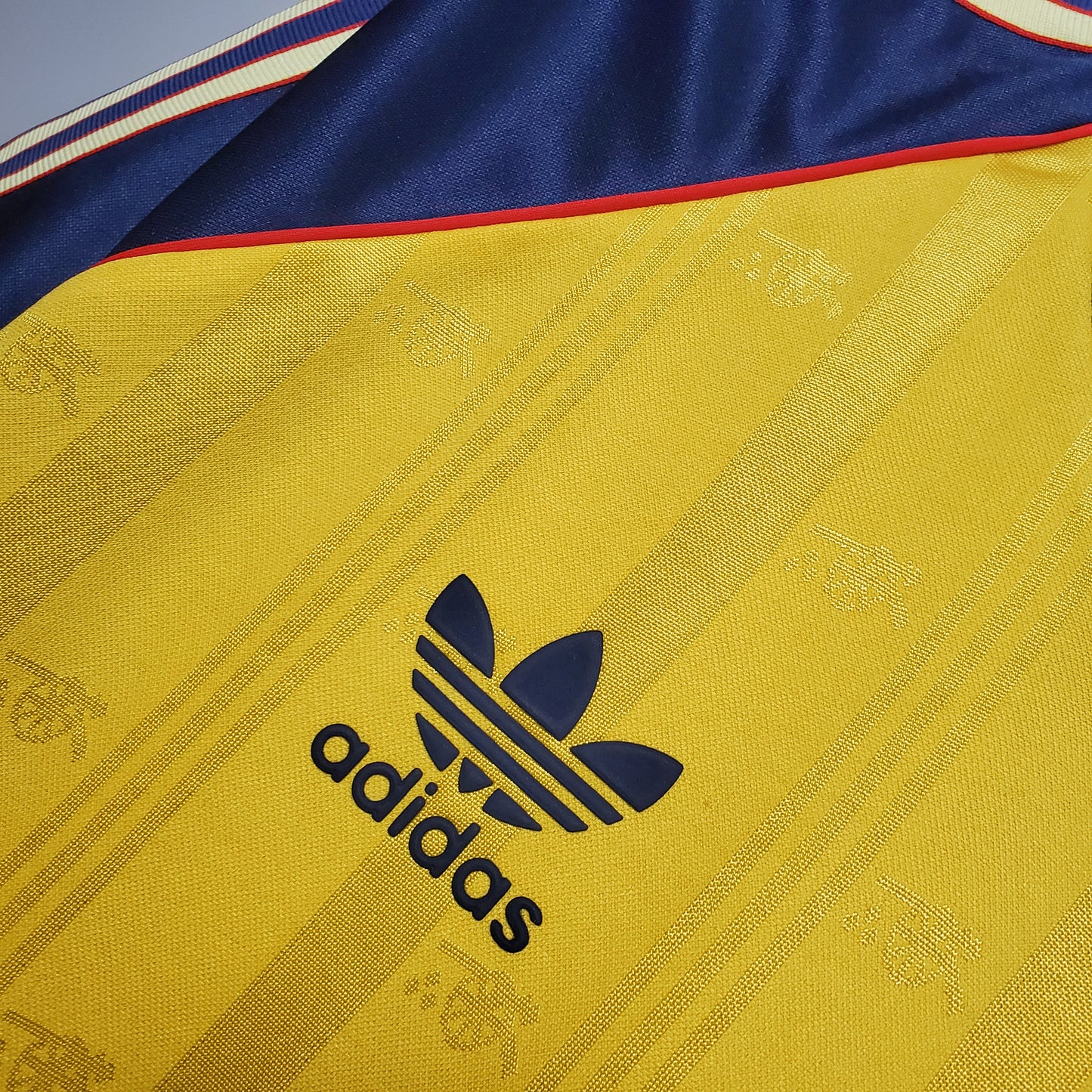 Arsenal 89/90 away jersey