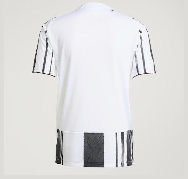 Juventus 25/26 home jersey