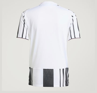 Juventus 25/26 home jersey