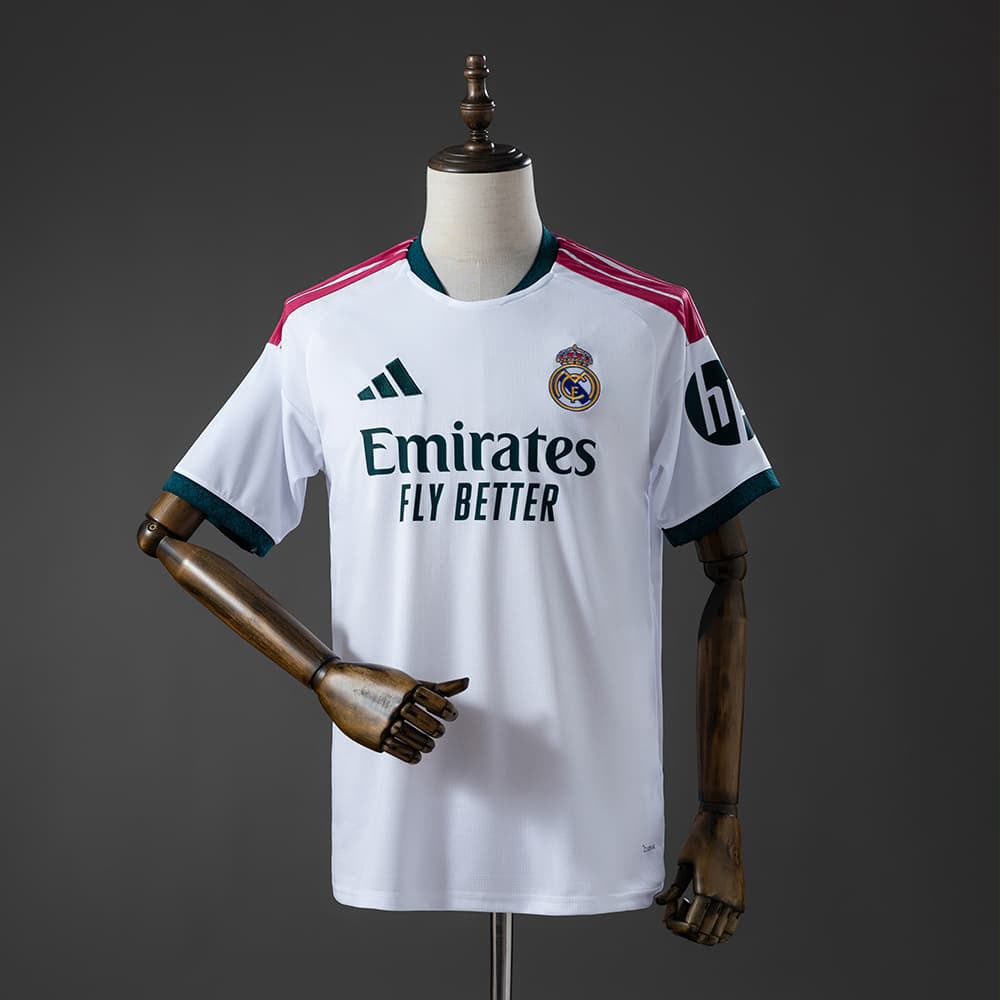 Real Madrid 26/27 home jersey