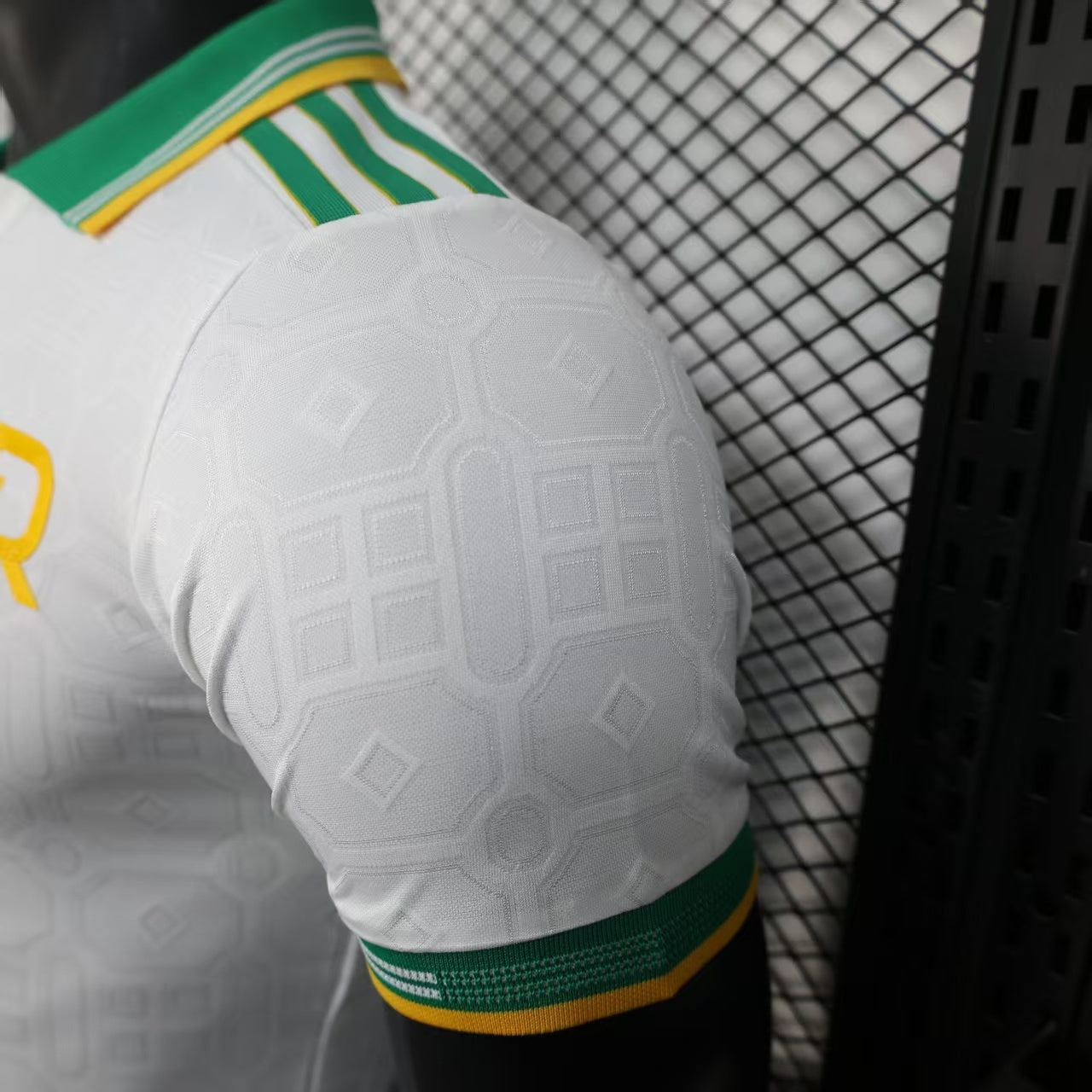 Roma 25/26 away jersey