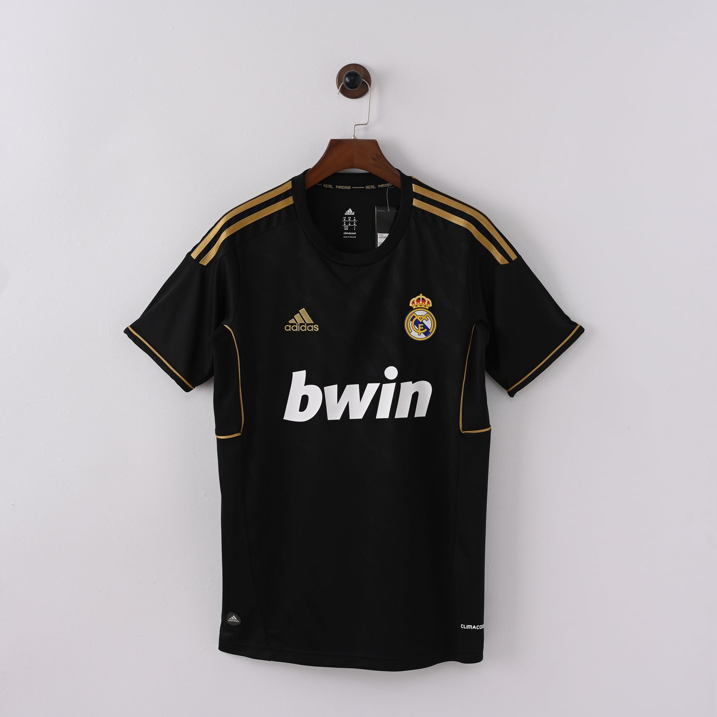 Real Madrid 11/12 away jersey