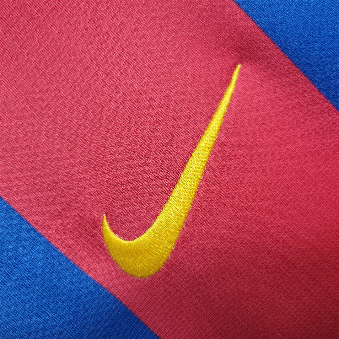 Barcelona 10/11 home jersey