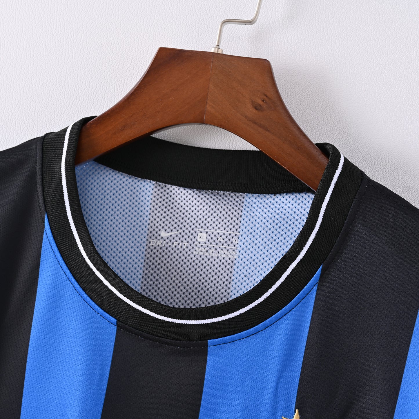 Inter Milan 09/10 home jersey