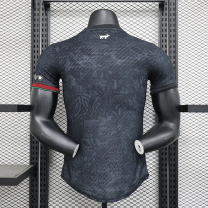 Ronaldo The Sui X comma special jersey