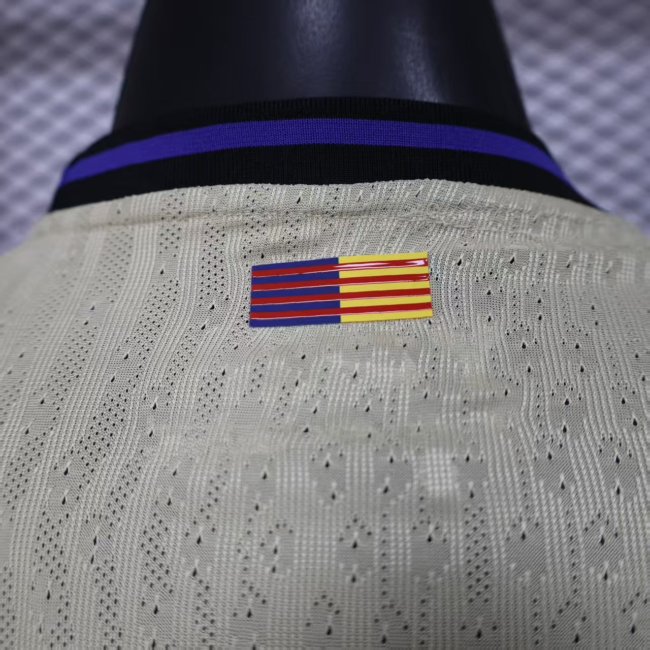 Barcelona 25/26 away jersey